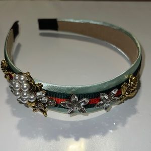 NEW Satin Red Green GG Rhinestone Flower Bee Faux Pearl Gold Tone Charm Headband